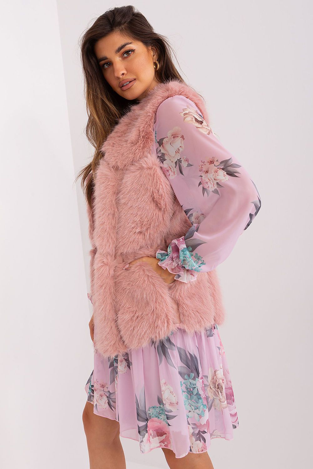  Gilet model 187526 Wool Fashion Italia 