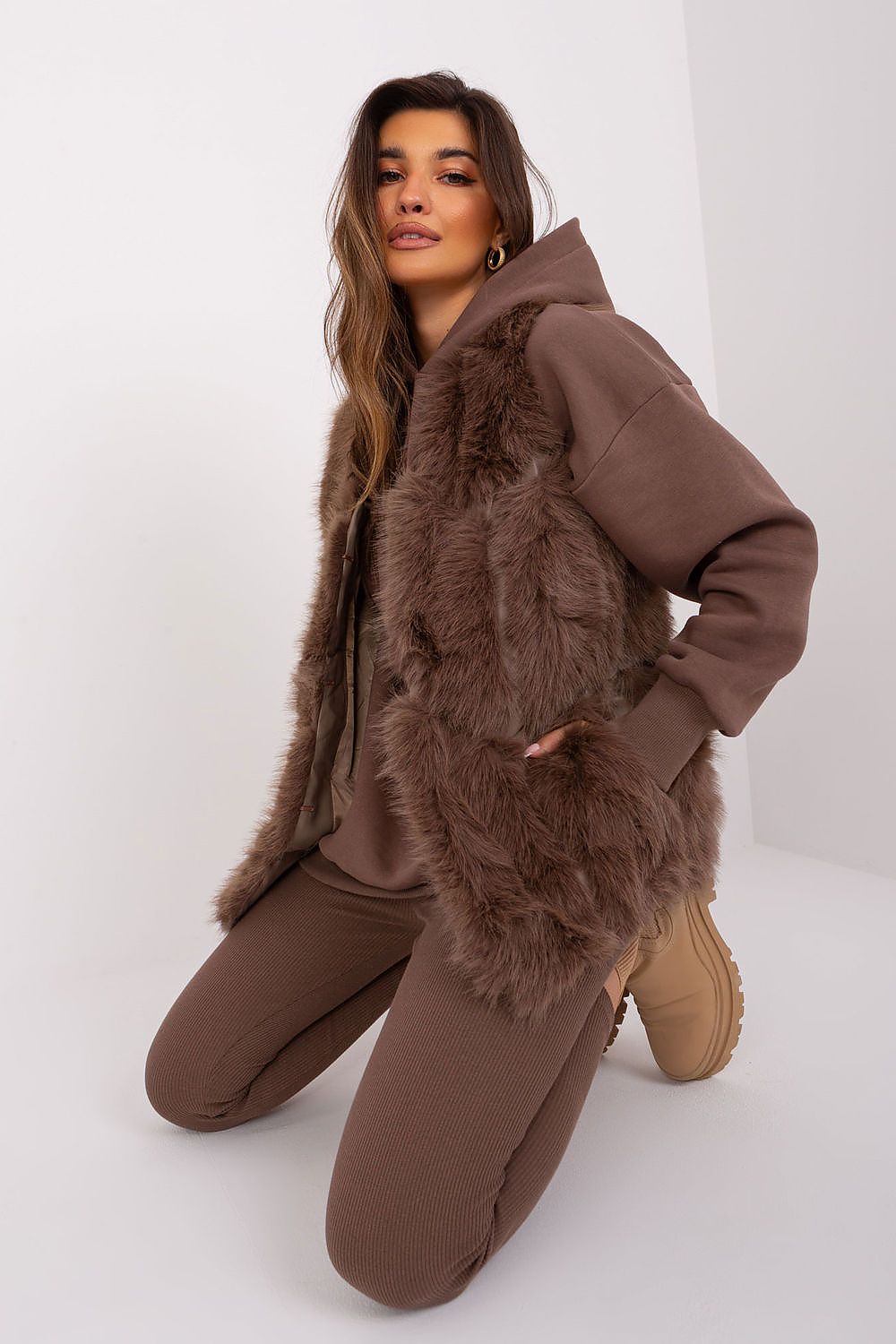  Gilet model 187527 Wool Fashion Italia 