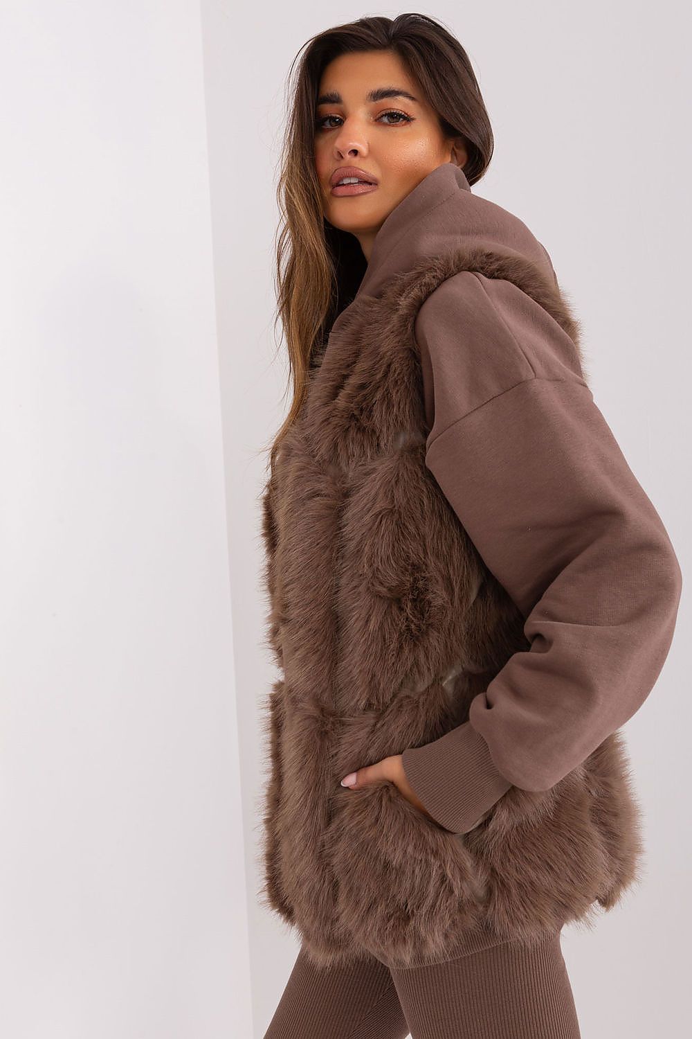  Gilet model 187527 Wool Fashion Italia 