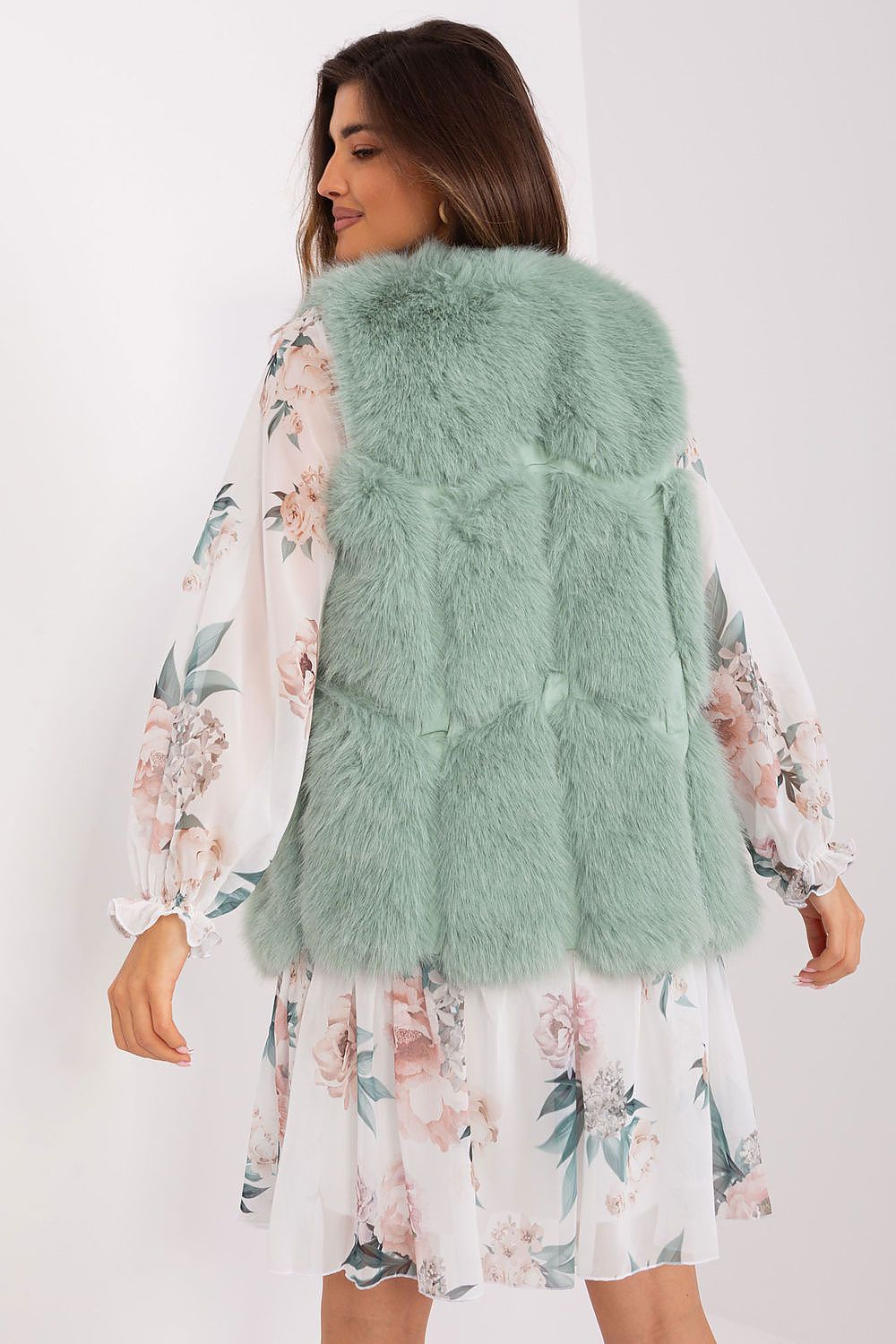  Gilet model 187532 Wool Fashion Italia 
