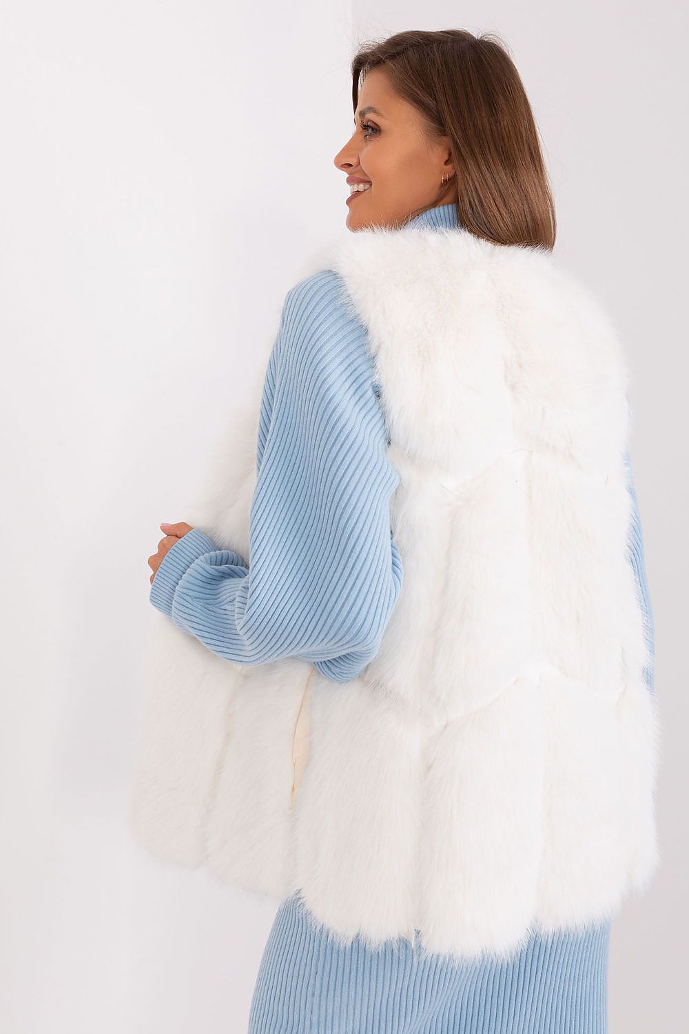  Gilet model 187533 Wool Fashion Italia 