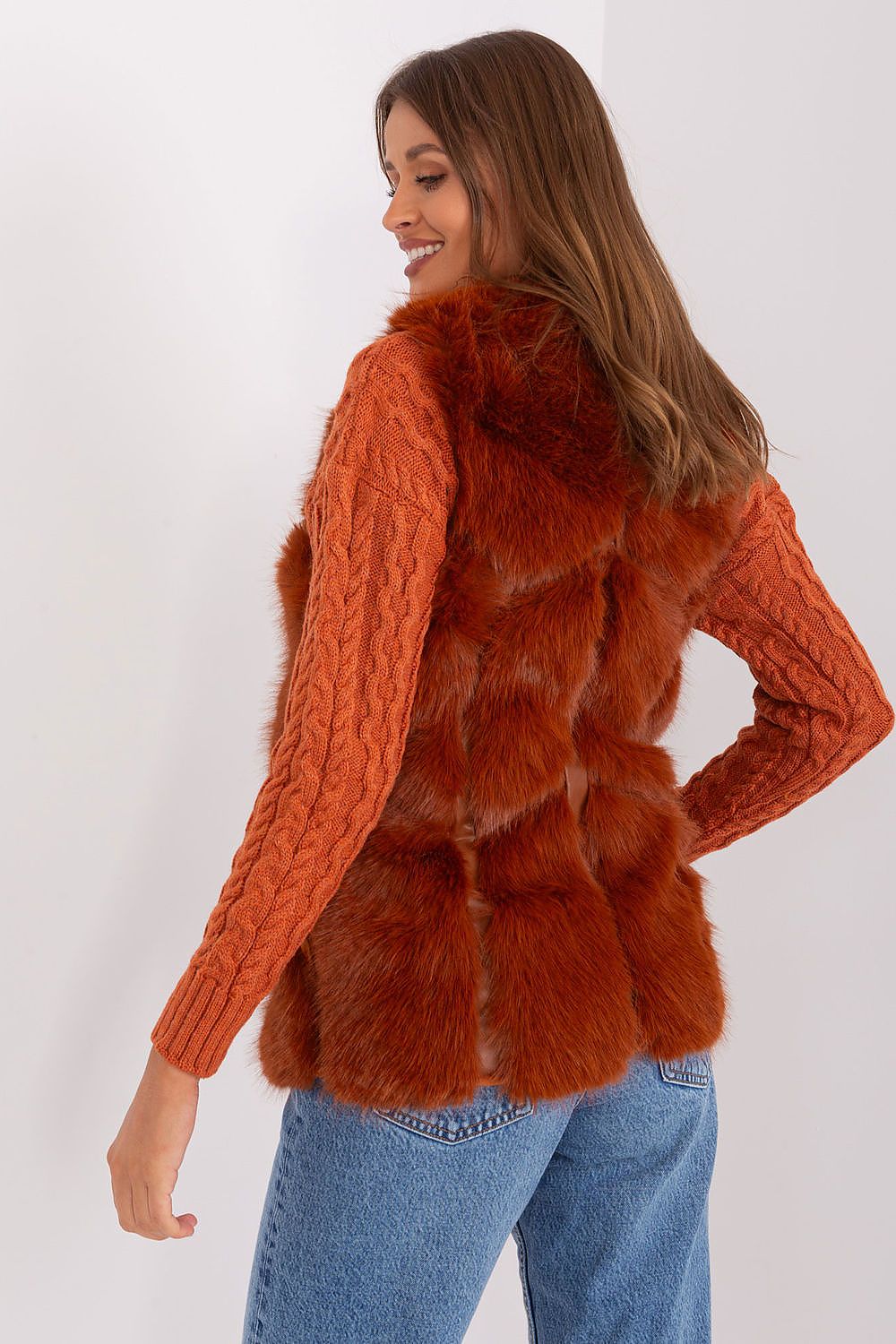  Gilet model 187535 Wool Fashion Italia 