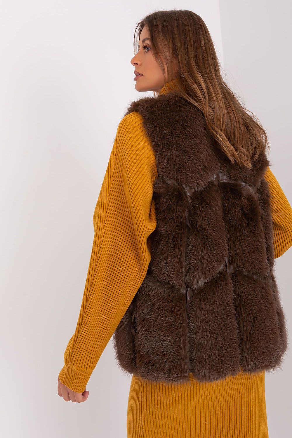  Gilet model 187536 Wool Fashion Italia 