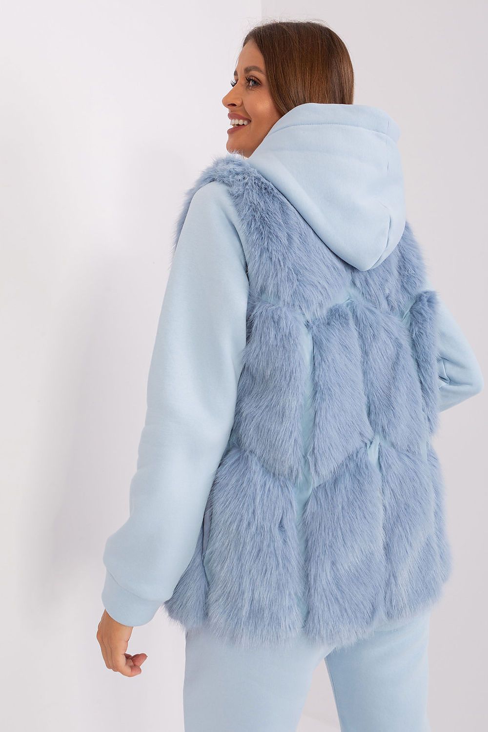  Gilet model 187537 Wool Fashion Italia 