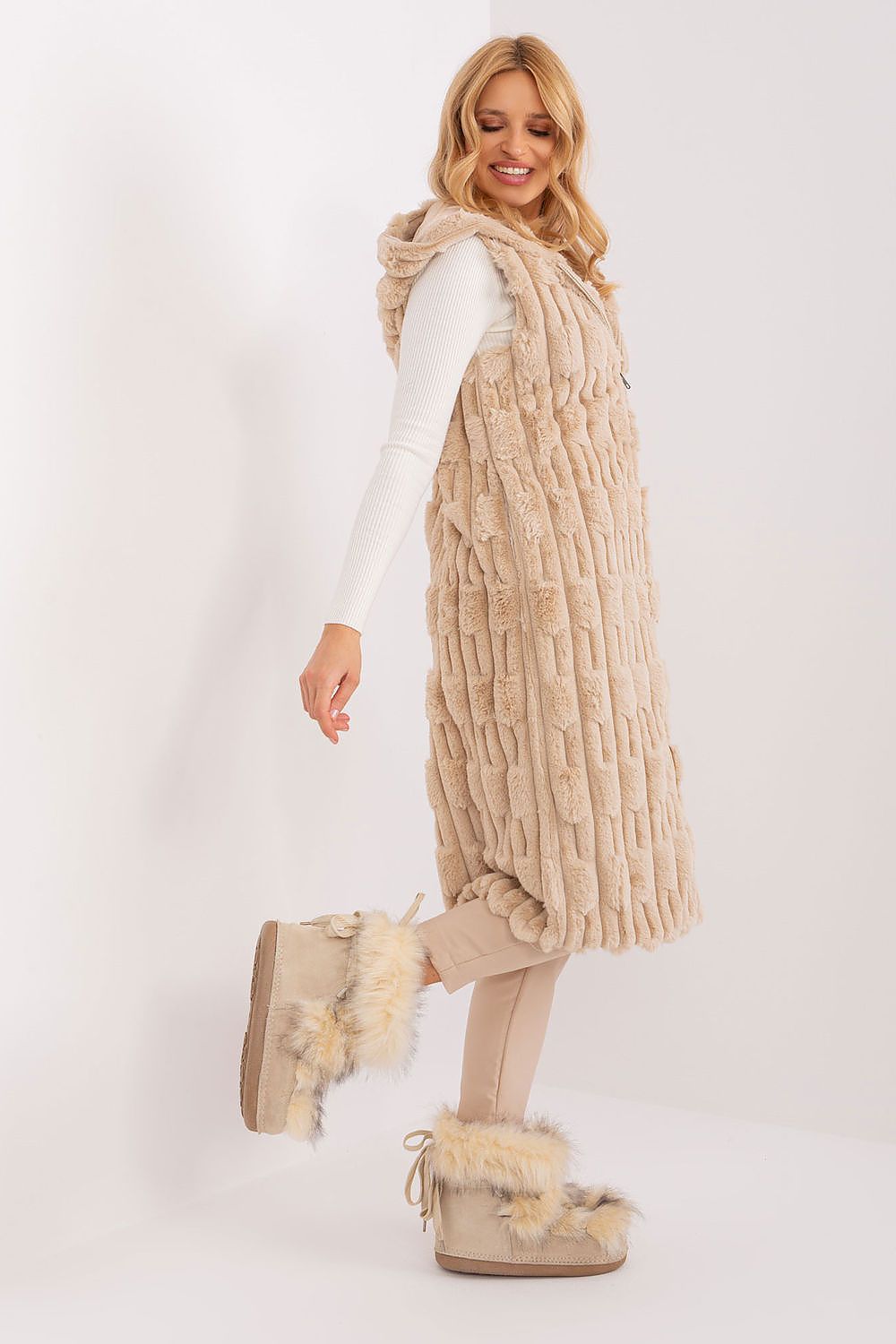  Gilet model 190865 Wool Fashion Italia 