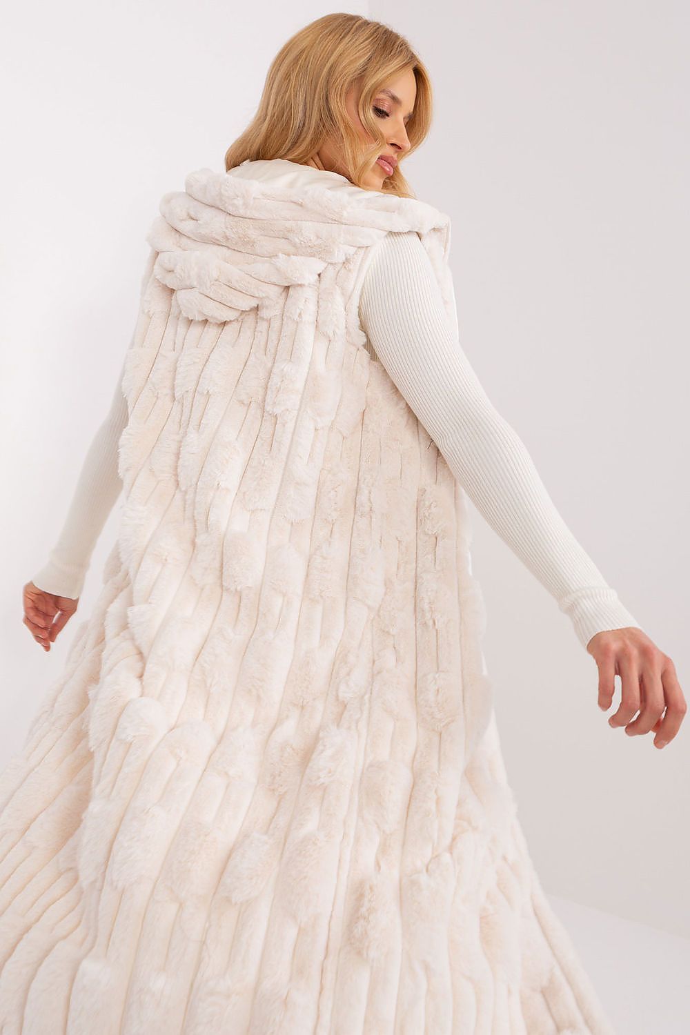  Gilet model 190867 Wool Fashion Italia 